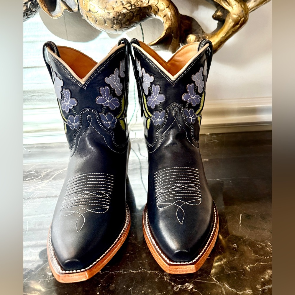 NEW Tecovas Lynn Navy Meadow Floral Western Boot size 6.5